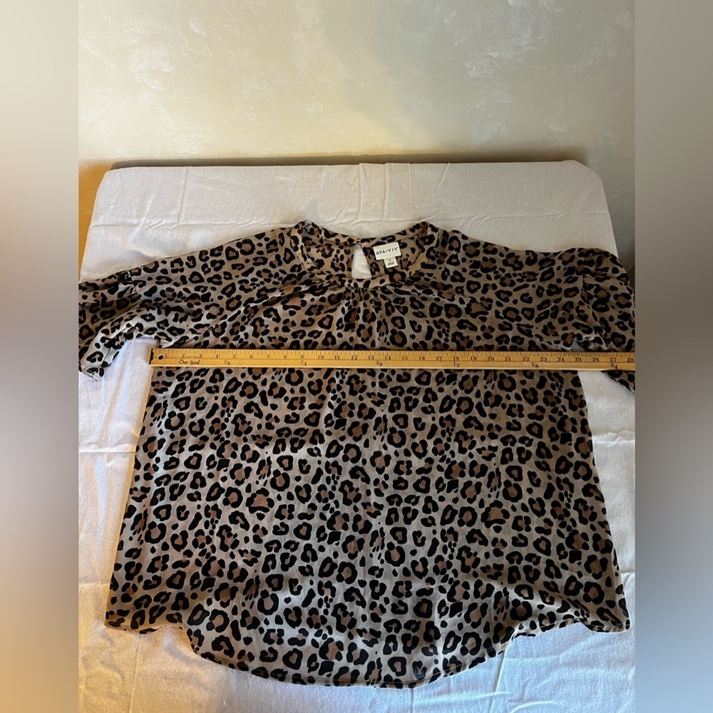 Ava & Viv Leopard Print Top